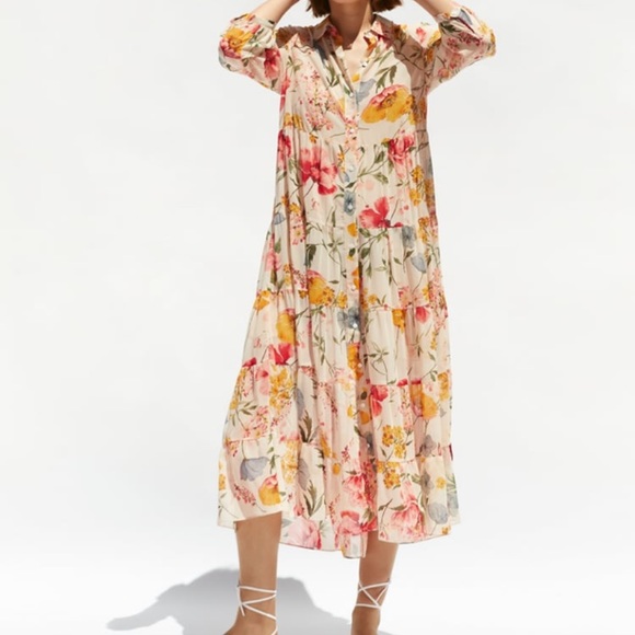 Zara Dresses & Skirts - Zara floral flowy print dress